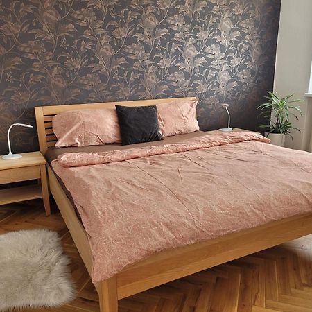 Novy Apartman Eva Jičín Zewnętrze zdjęcie