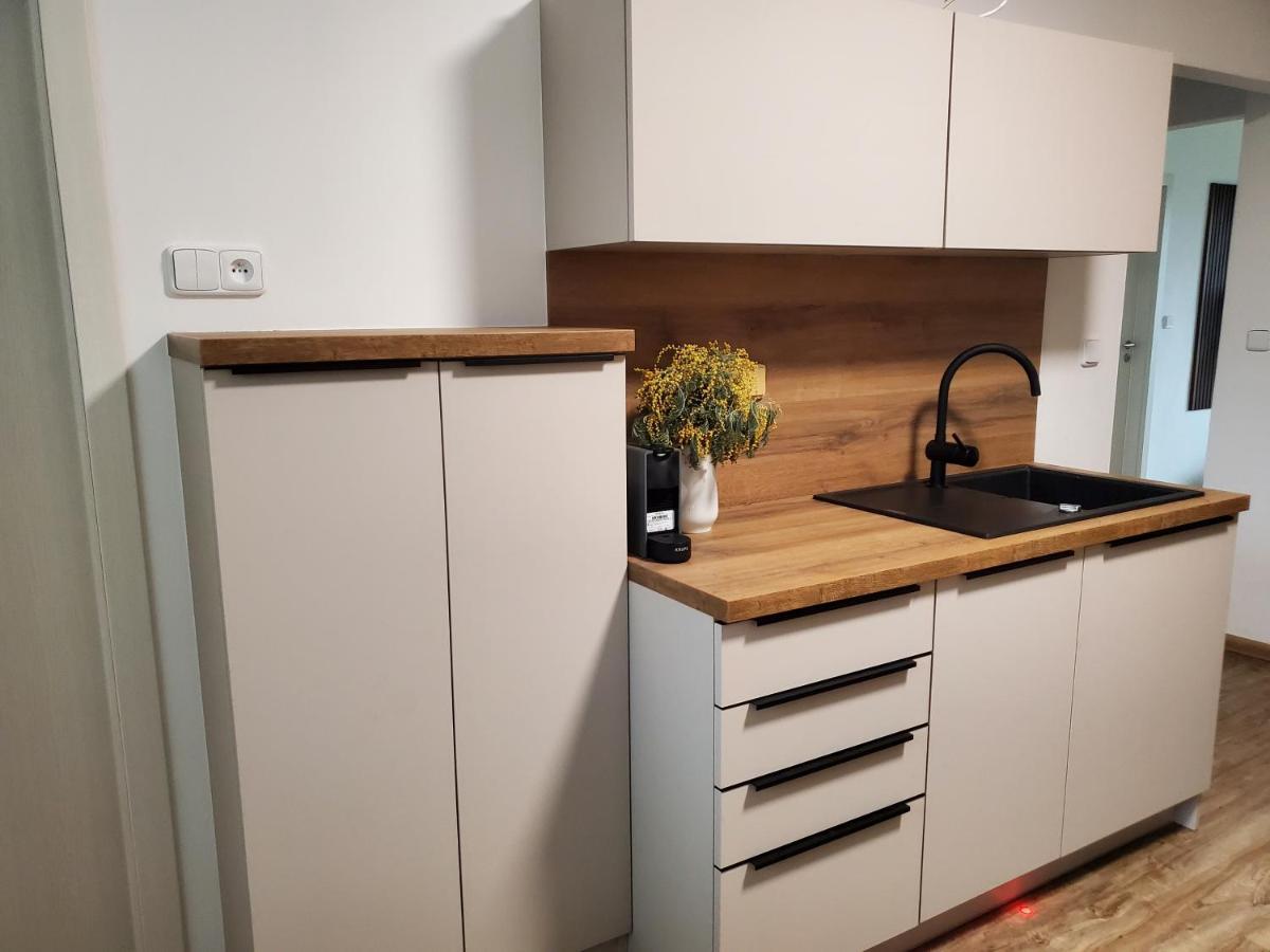 Novy Apartman Eva Jičín Zewnętrze zdjęcie